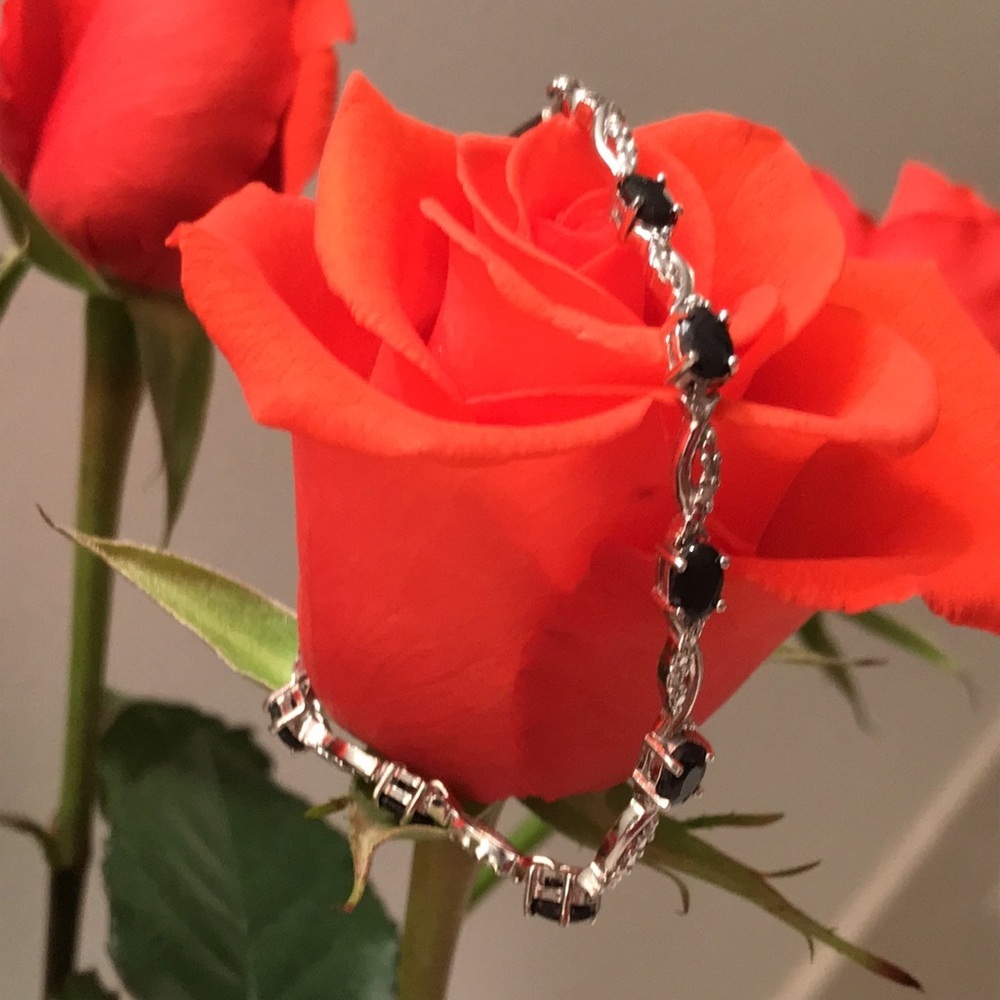 Silver bracelet stamp 925